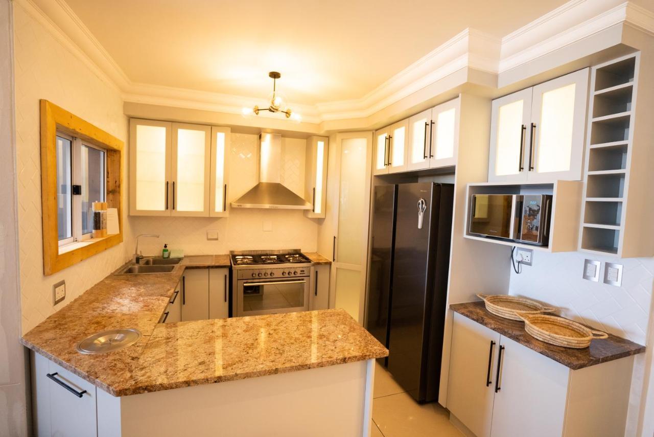 Deja Blue Beachfront Villa, Newly Renovated Langstrand Luaran gambar