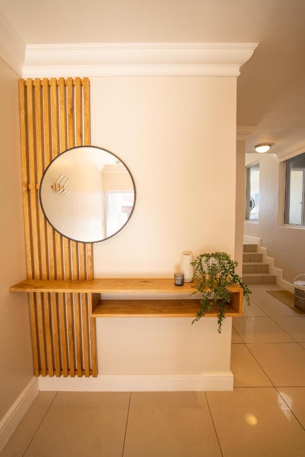 Deja Blue Beachfront Villa, Newly Renovated Langstrand Luaran gambar