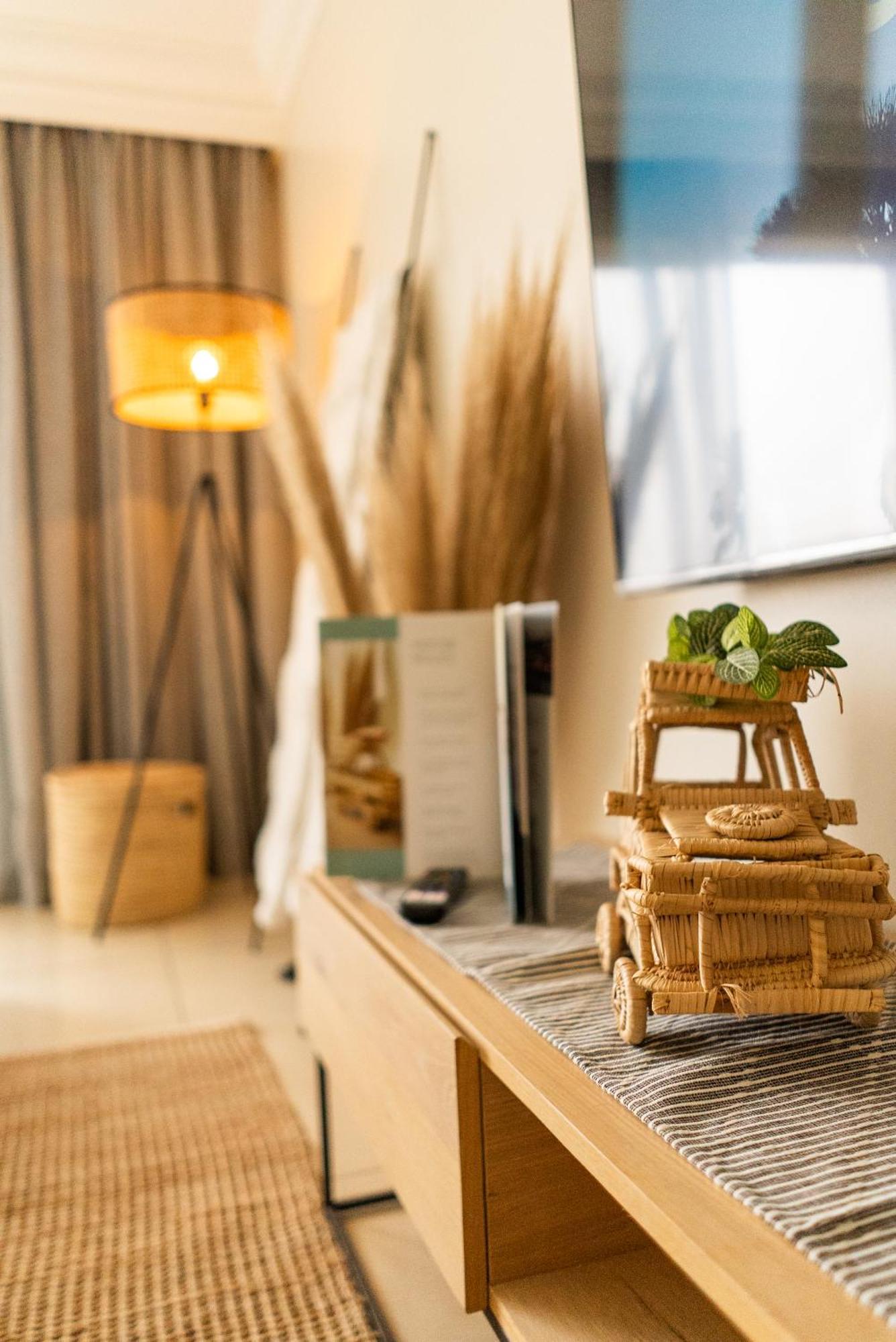 Deja Blue Beachfront Villa, Newly Renovated Langstrand Luaran gambar